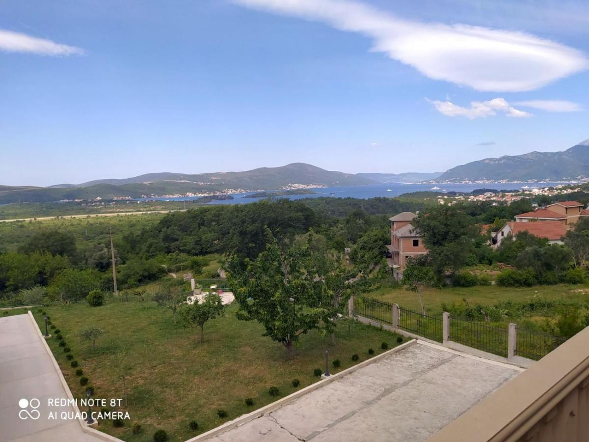 Apartmani Popovic V&A Тиват Экстерьер фото